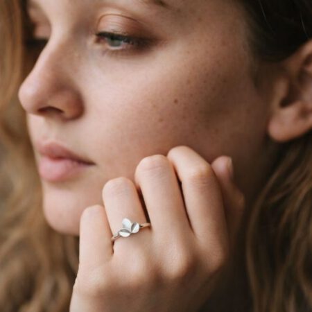 Alternative view of Oliveirinha Ring