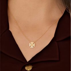 Alternative view of CHRISTI HALSKETTE